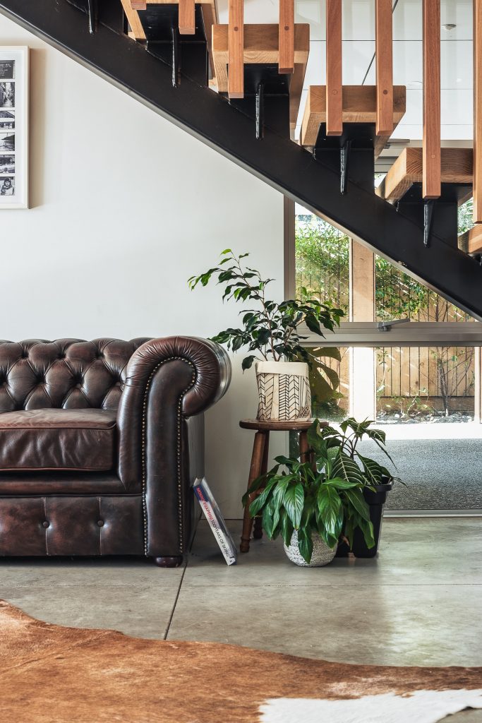 How To Clean Leather Lounges: A Complete 6-Step Guide how to clean leather lounges